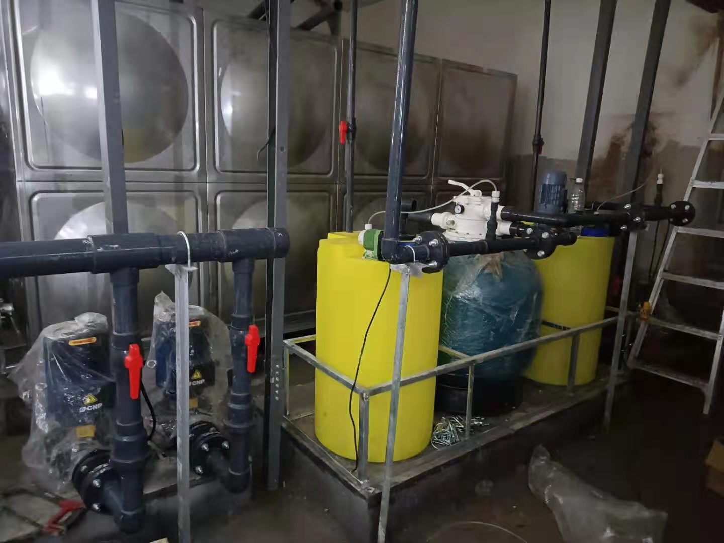 1627700156112176.jpg 011e2a00933a44fcf33d3657d314919.jpg